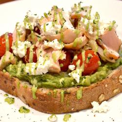 OMEGA-3 AVOCADO TOAST 